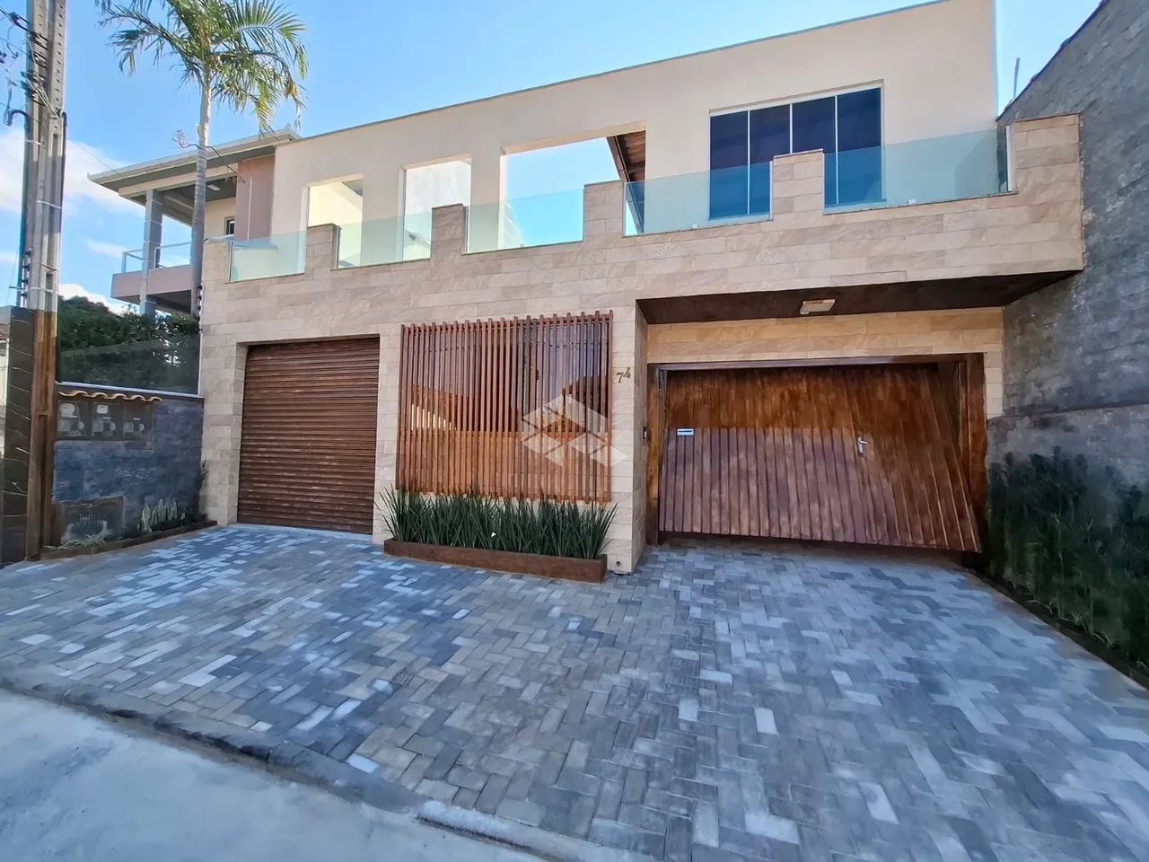 Casa com 5 quartos/dormitórios no bairro Bom Viver, em Biguaçu - SC