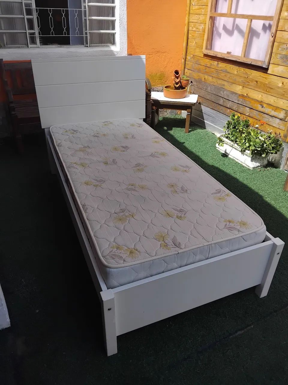 Cama solteiro MDF + colchão Castor D28 (Entrego)