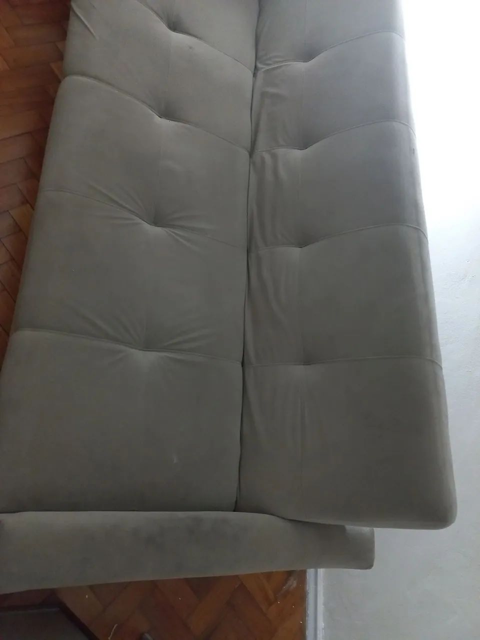 Sofa Cama Cinza em Suede - Foto 2