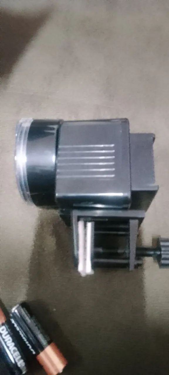 Alimentador automático para aquarios - Foto 2
