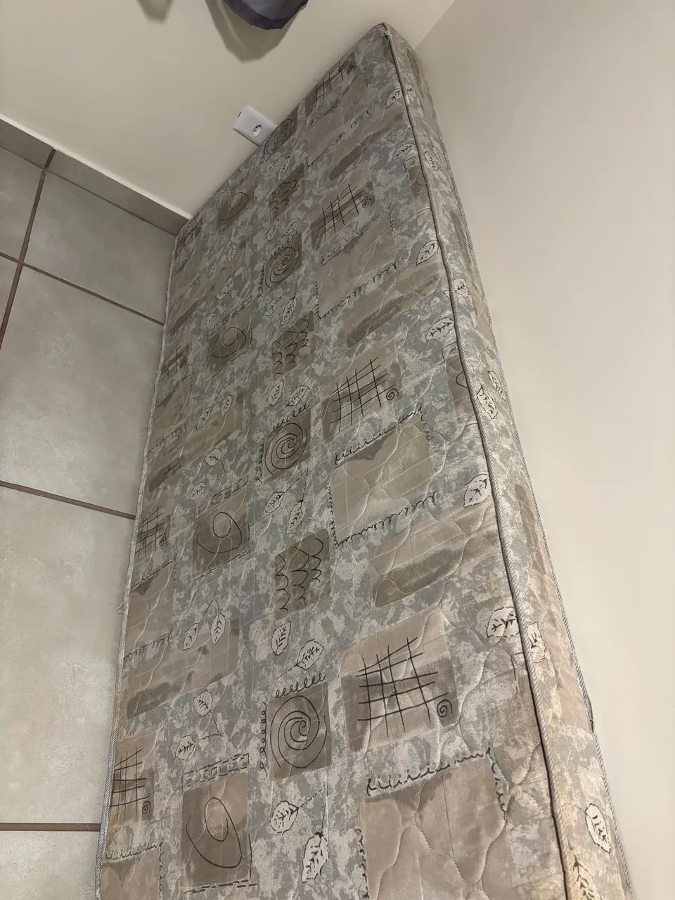 Colchão de solteiro em ótimo estado  - Foto 3