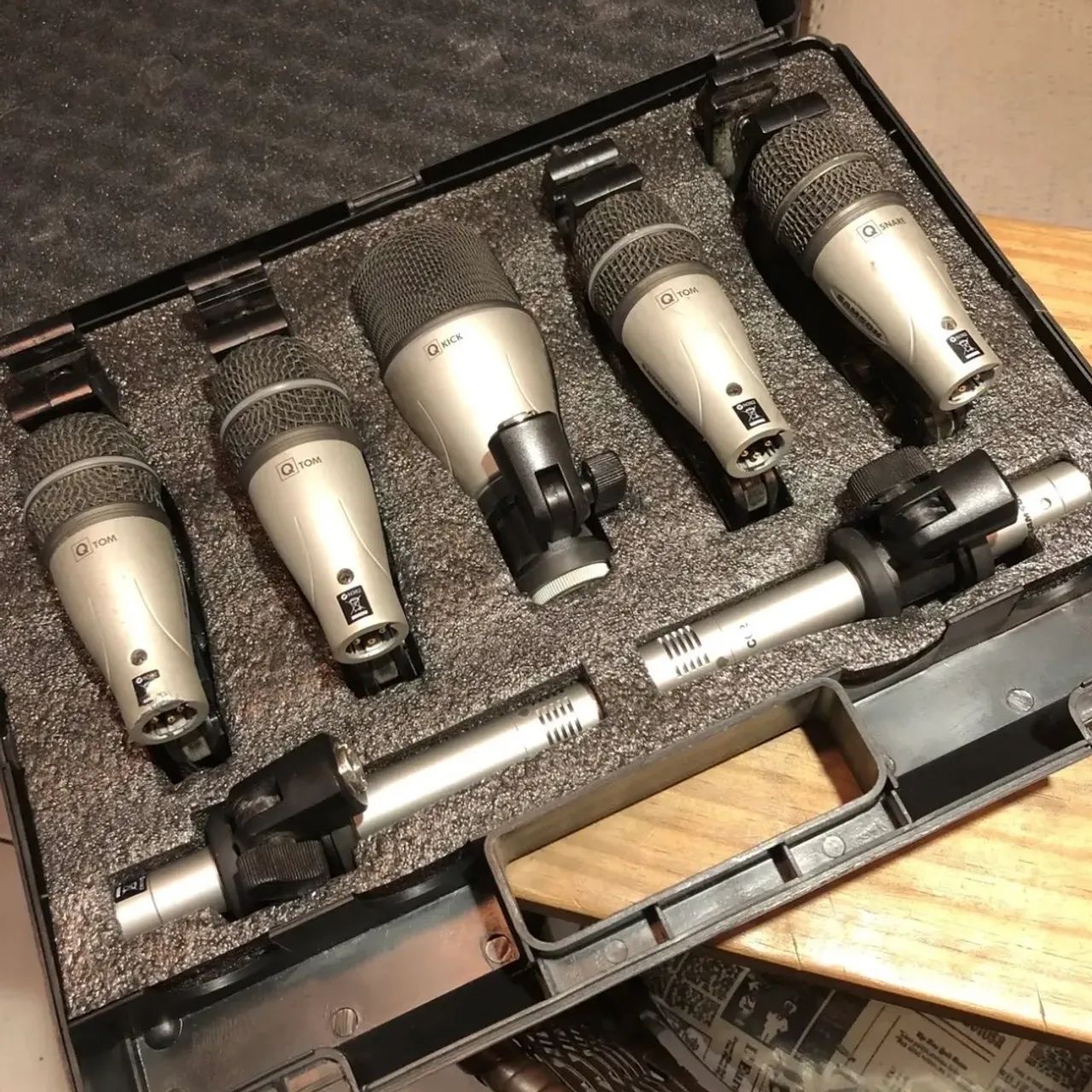 Kit Microfone Bateria Samson Dmc 100 - Kit 7 Cor Cinza