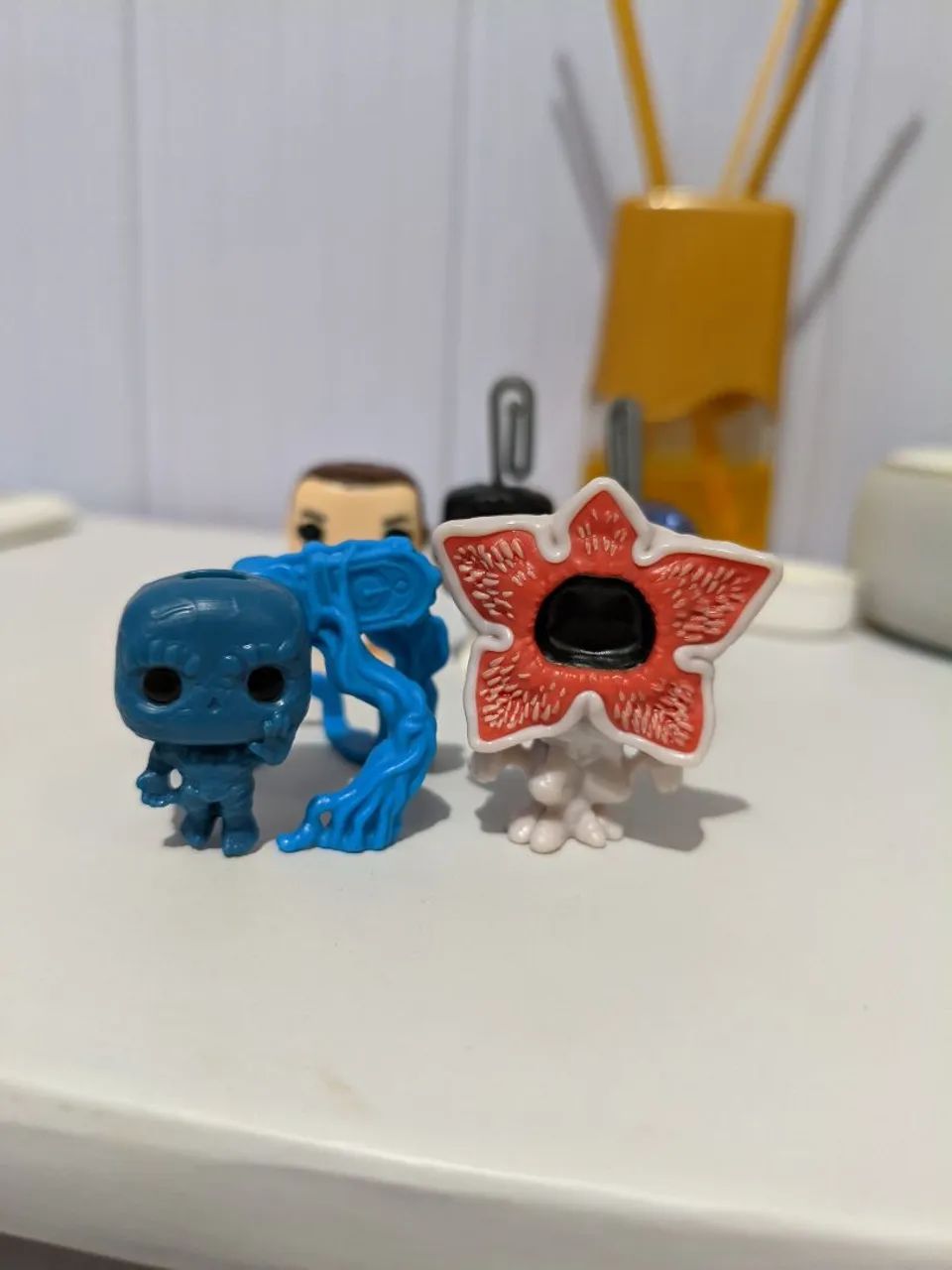 Coleção 5 Miniaturas Stranger Things Kinder Joy - Foto 3