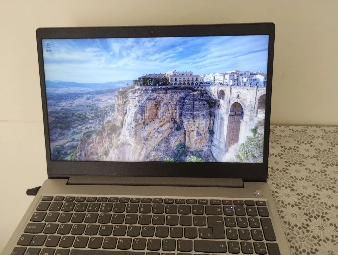 Notebook Lenovo idealpad i5 