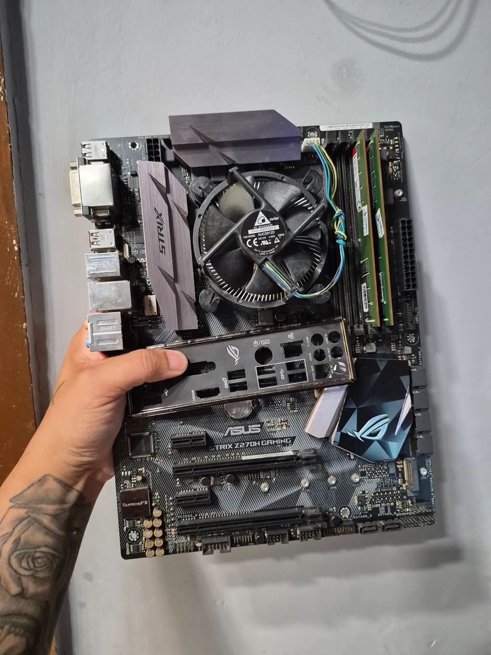 Kit gamer core i7 7700K - Peças de Hardware - Samambaia Norte