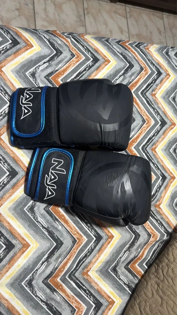 Luva de muaythai 