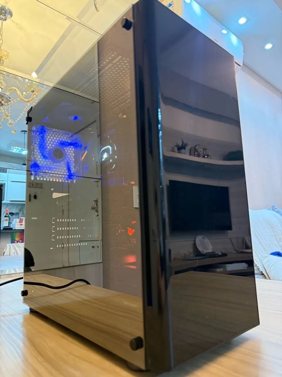 PC Gamer - RTX 2060 Intel Core I9