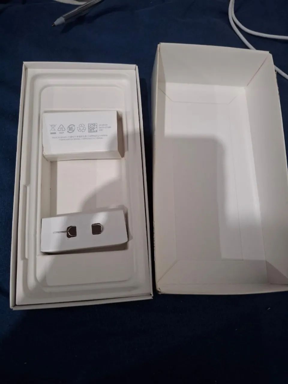 Caixa de celular M54 5G com chavinha de chip - Foto 3