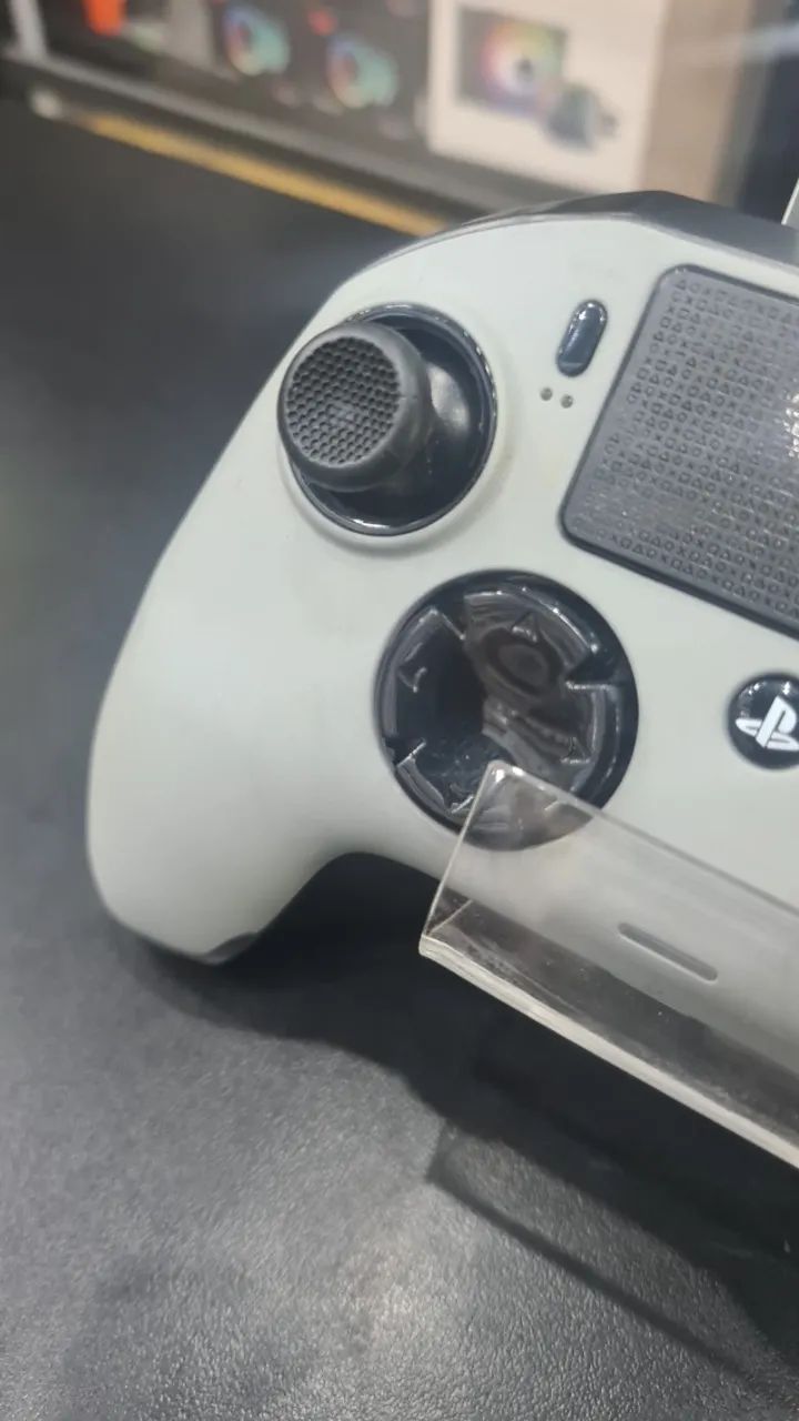 Controle Nacon Revolution Pro Controller 2 - PS4 e PC - Foto 2