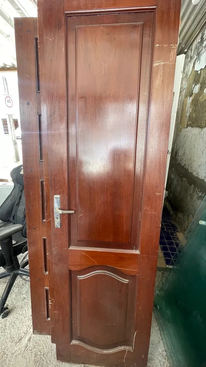 Vendo porta de madeira ipê  - Foto 4