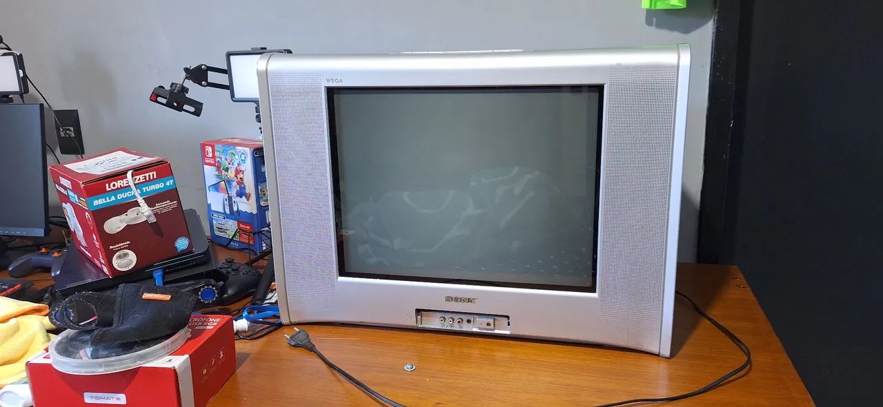 ? TV de Tubo Sony Wega 21 Polegadas - Retrô e Clássica - Foto 3