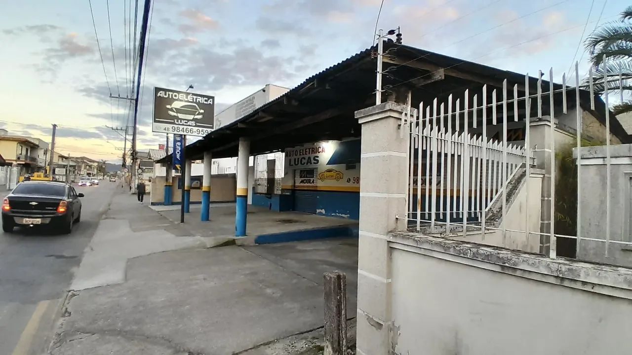 Casa com 5 dormitórios