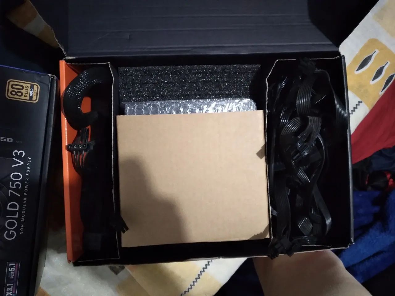 Fonte Cougar GEX 850W 80 PLUS GOLD FULL MODULAR  - Foto 2