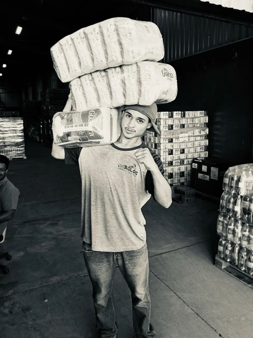 Ajudante de carga e descarga  - Foto 3