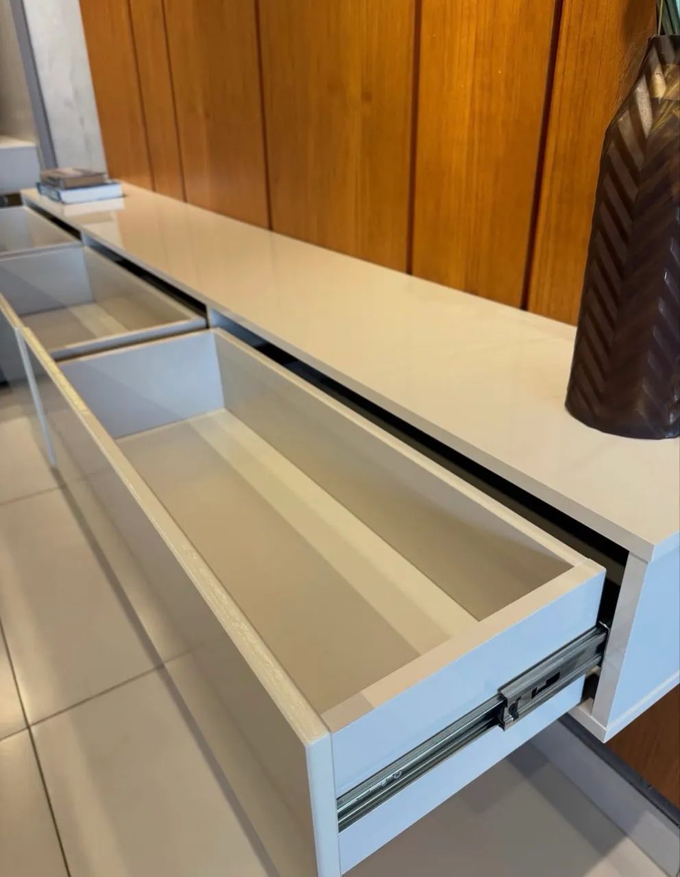 Painel até 75 Polegadas Lumi 2,19 m Cedro + Nicho Liv 2,18 m Entrega Rápida - Foto 5
