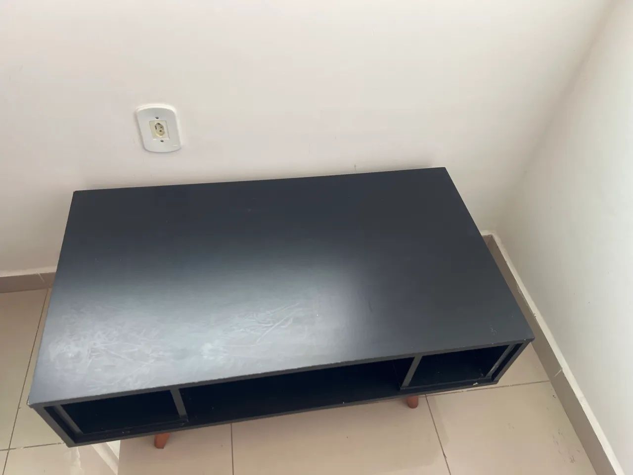 Mesa de Centro de Madeira Pés Palito Retrô 45 Olivar Móveis  - Foto 3