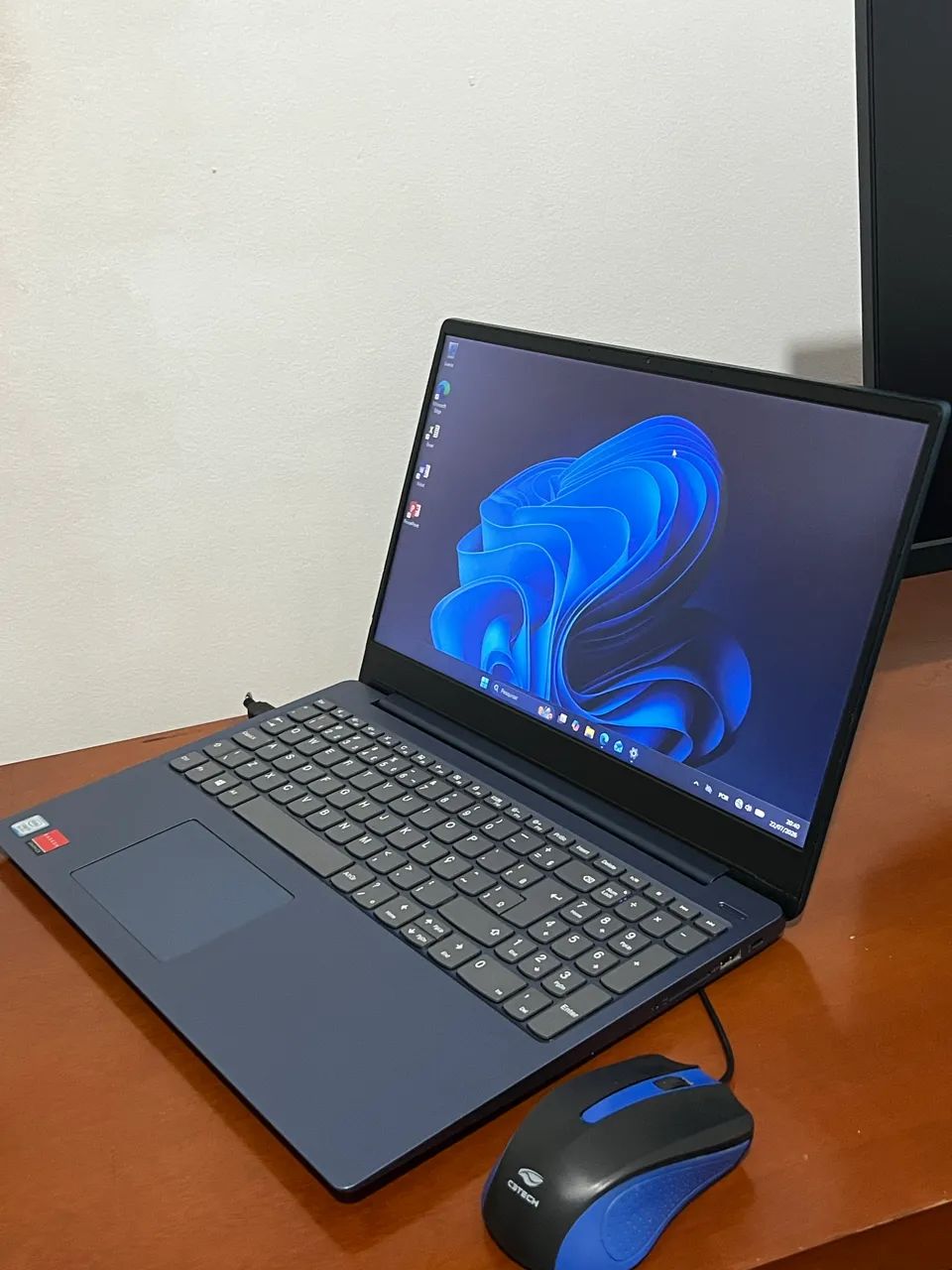 Notebook Lenovo i7, 500GB SSD, Windows 11 - Foto 2