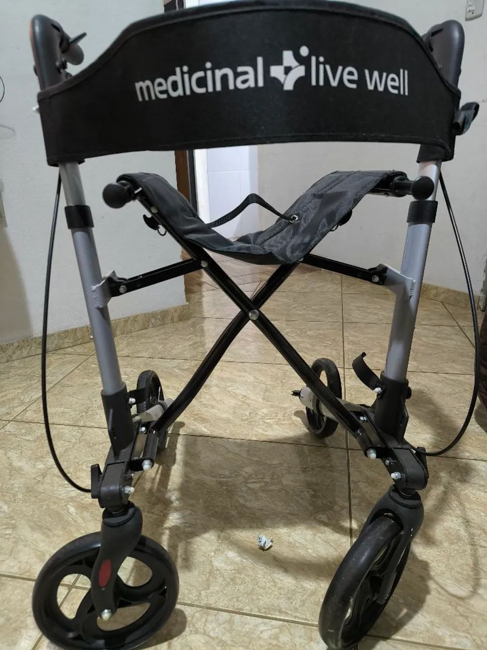 Vendo andador para idosos  - Foto 3