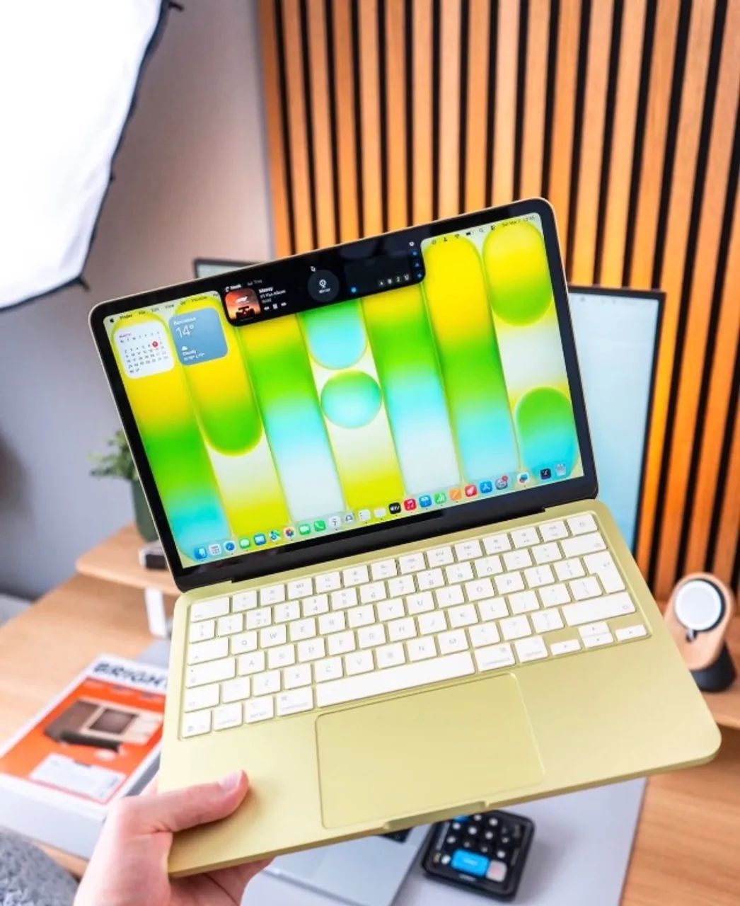 MACBOOK NEO 8GB 512 SSD 