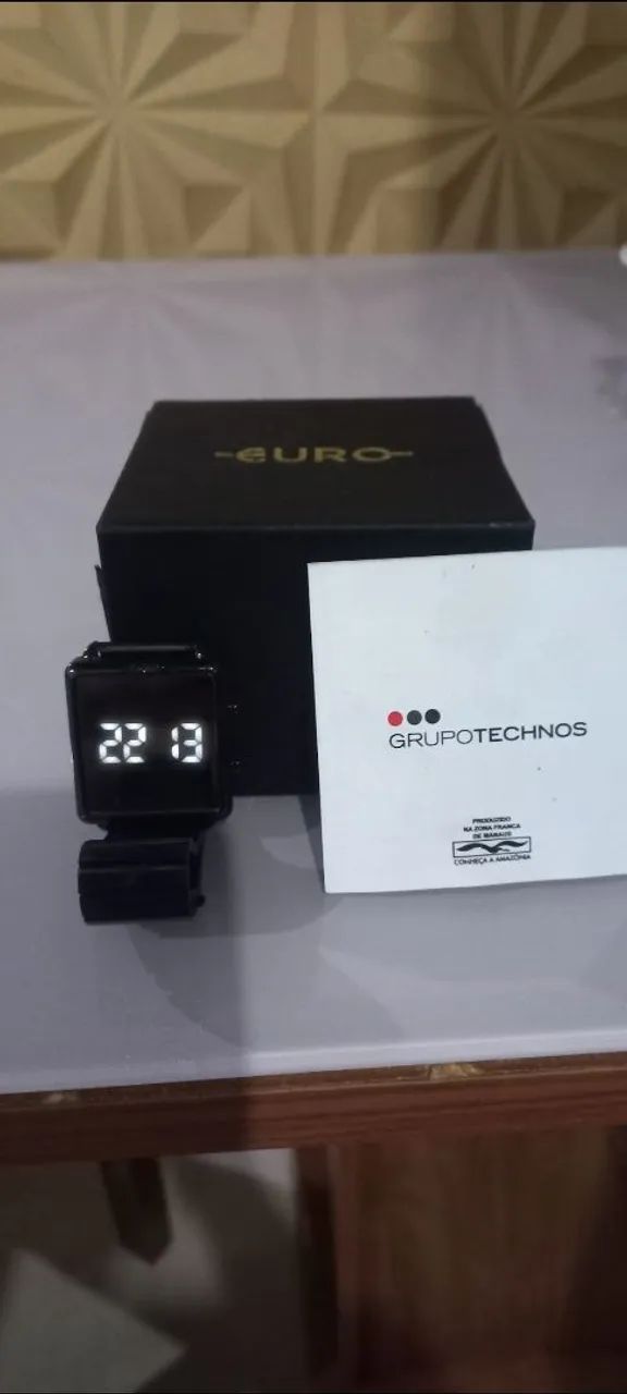 Relógio digital Euro 