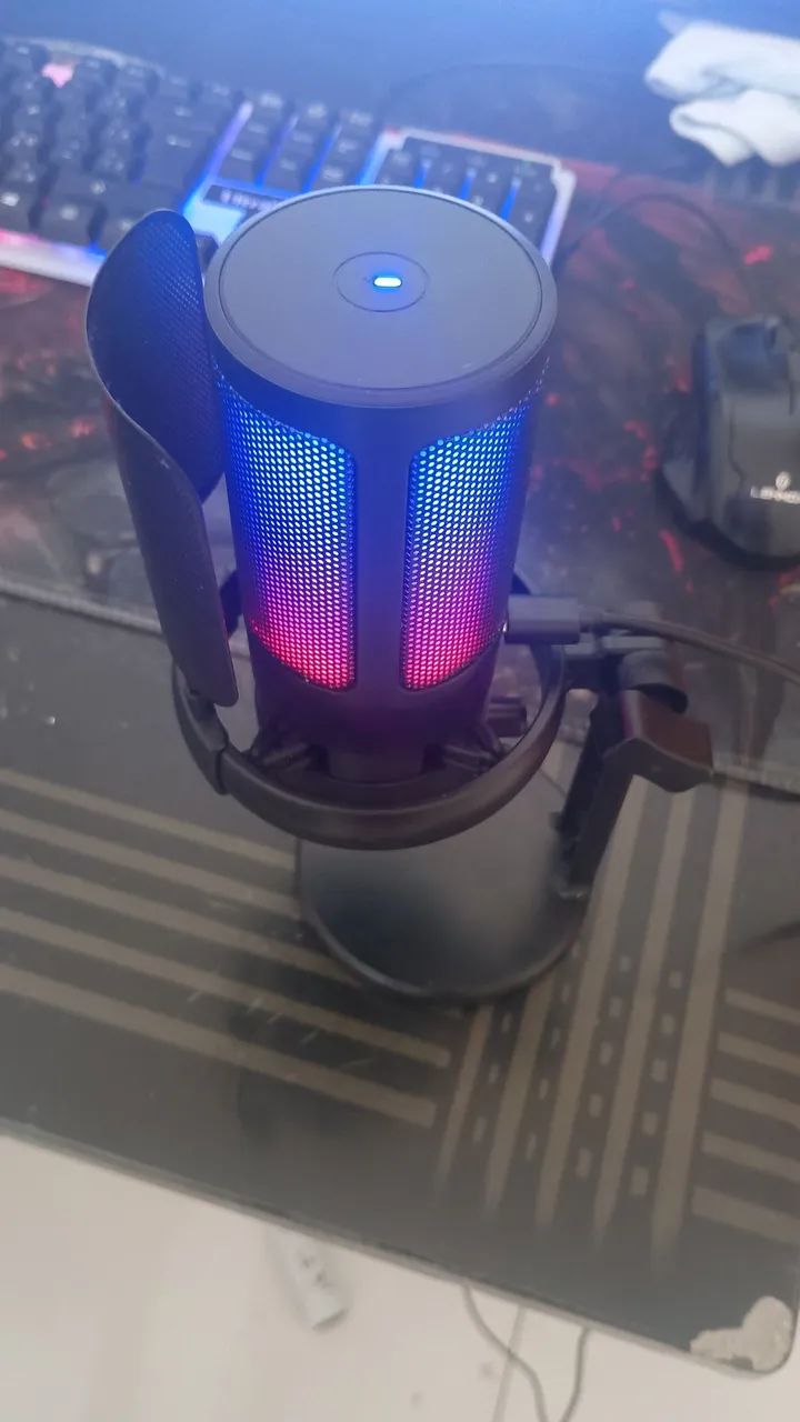 Vendo microfone ME6P com RGb com touch - Foto 2