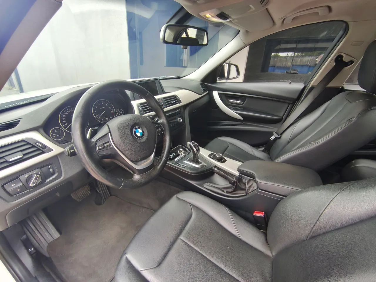 BMW 320I 2015