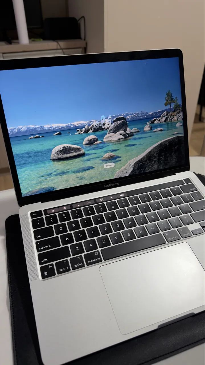 MacBook Pro M1 8GB / 512GB + Magic Mouse Preto + Case - Foto 3