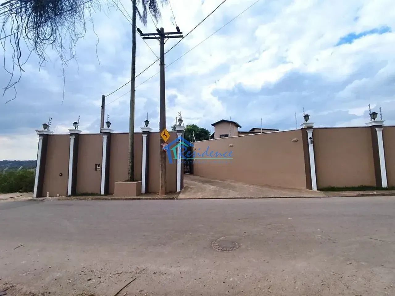 LINDA CHÁCARA COM CASA E SALÃO DE FESTAS EM INDAIATUBA - Foto 4