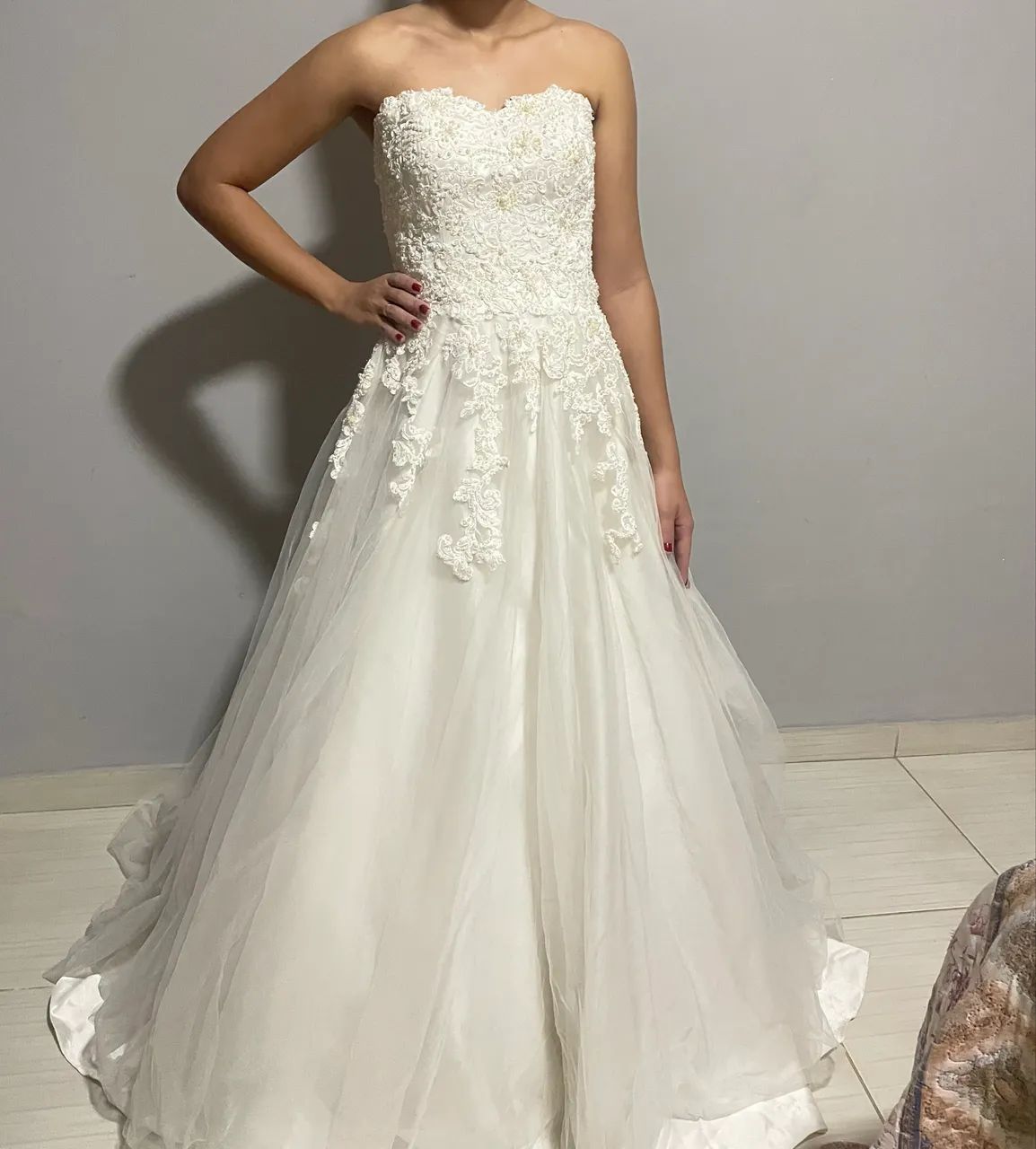 Vestido de noiva e coroa - Foto 3