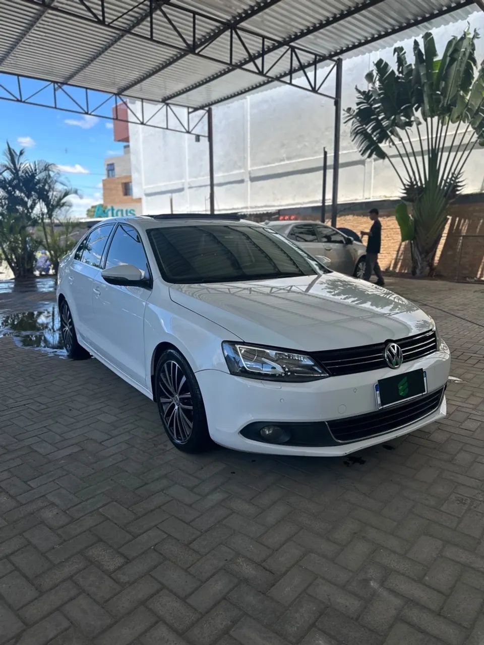 Volkswagen Jetta HIGHLINE 2.0 TSI 16V 4P TIPTRONIC 2013