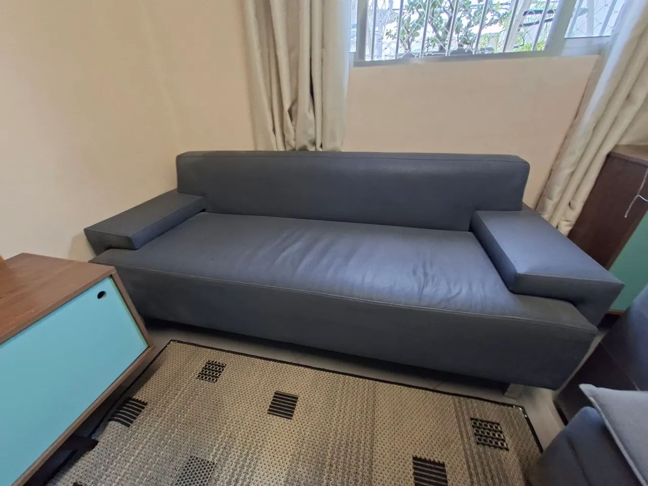 Sofá 1,91m cinza - Foto 4