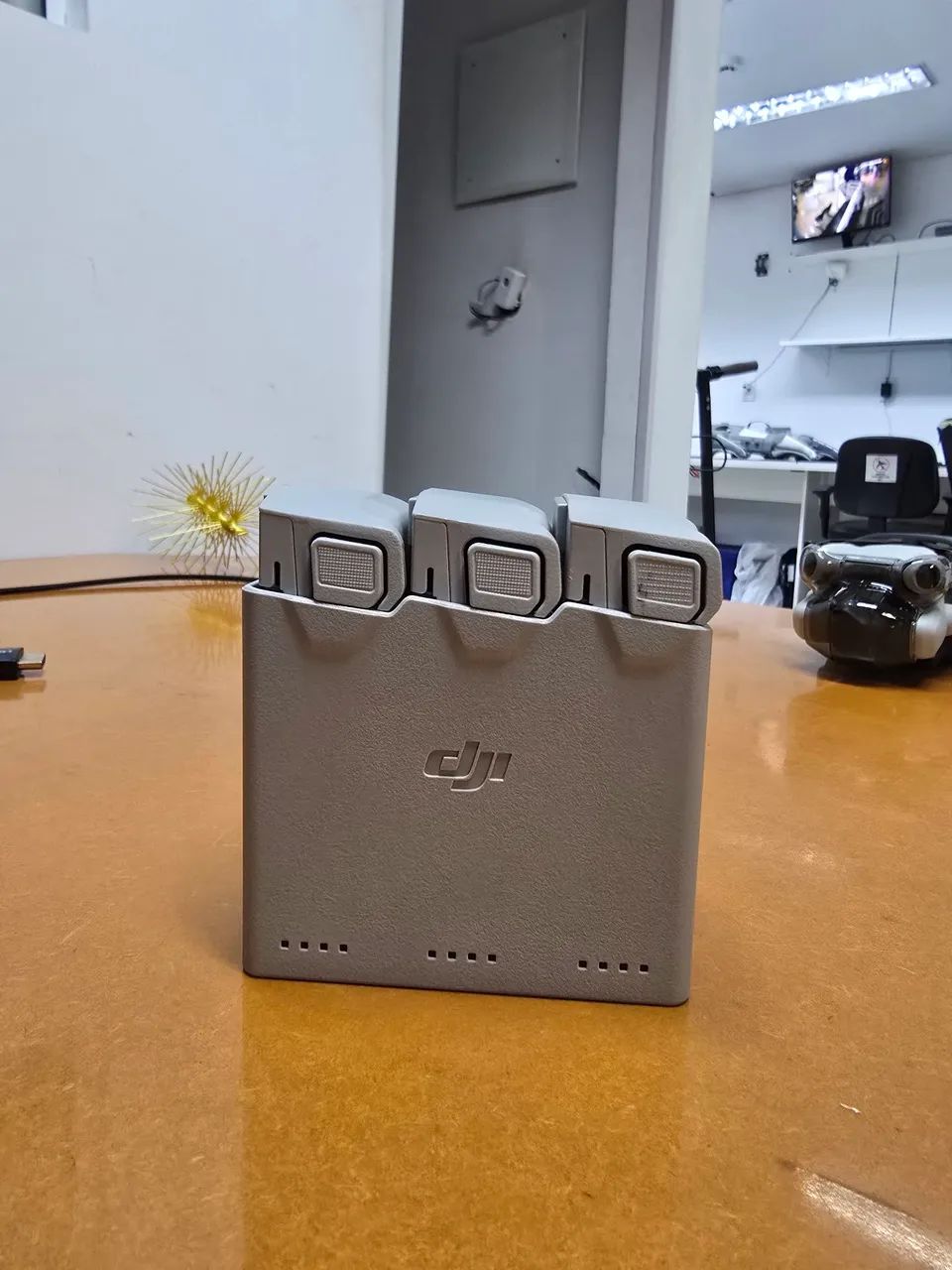 DJI Mini 4 Pro Fly More Combo - Drone Compacto 4K HDR - Foto 3