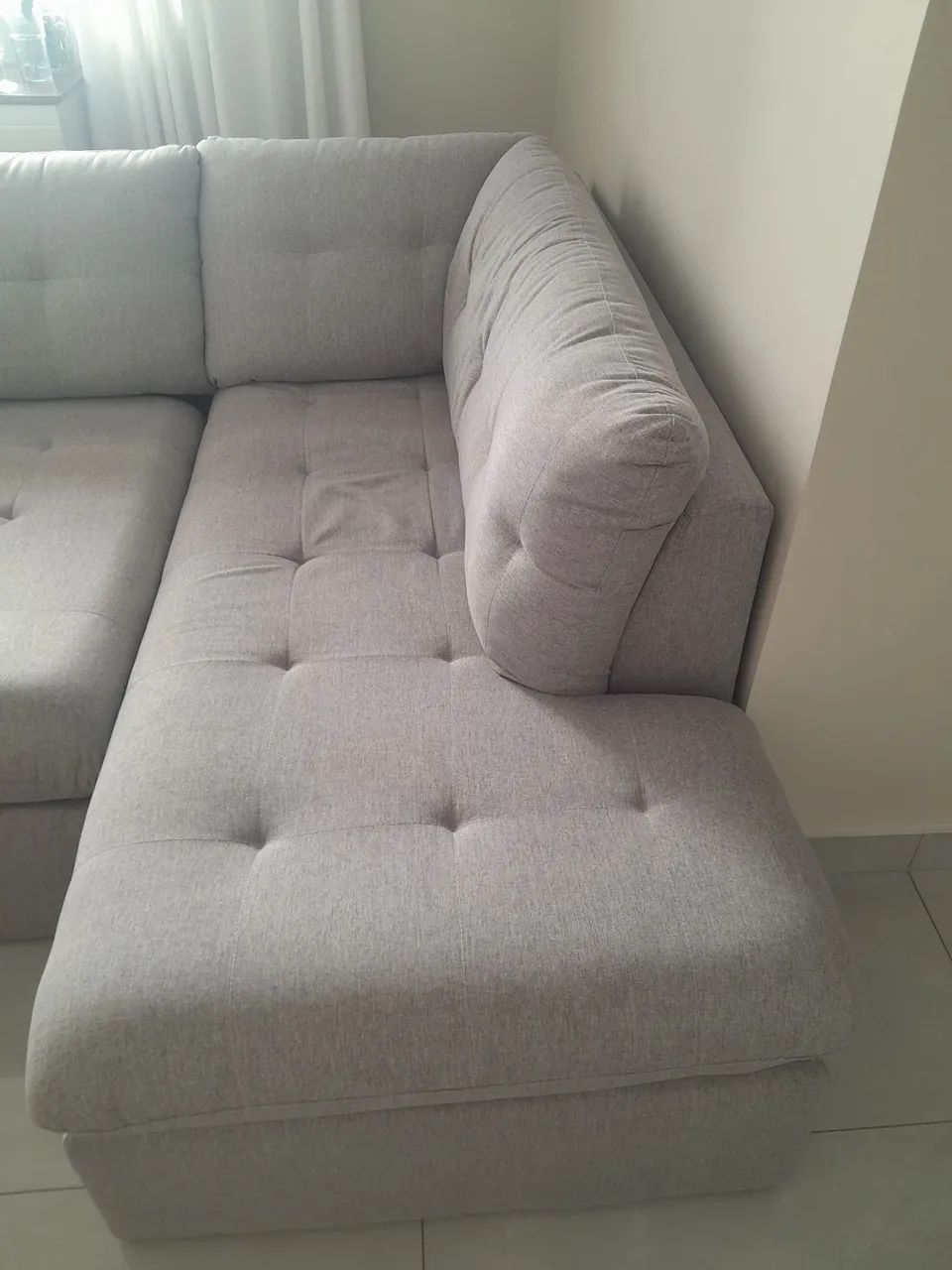 Sofa retratil de linho cinza - Foto 3