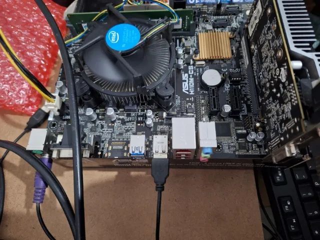 Placa-mãe ASUS H110M-CS - Foto 5