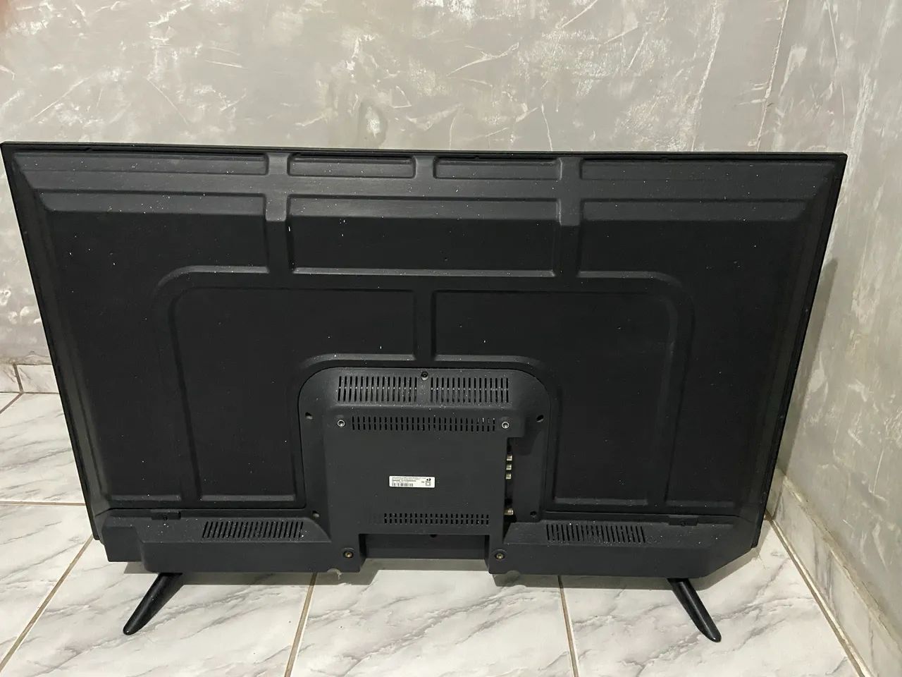 Vendo DUAS TV(S) de 42 polegadas, perfeita para quem busca conserto ou peças. - Foto 5