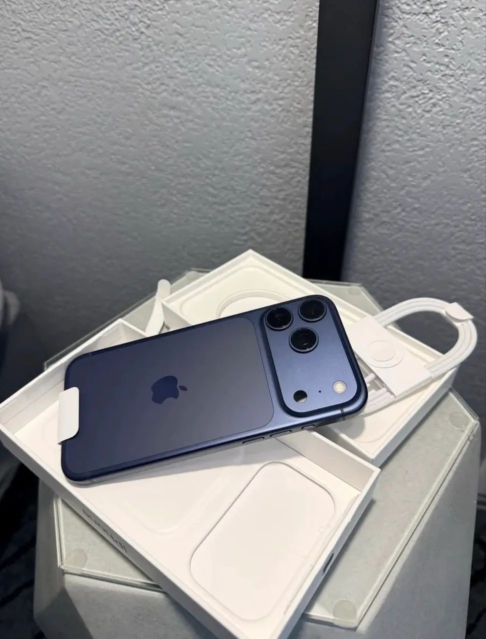Iphone 17 pro Max novo - Foto 3