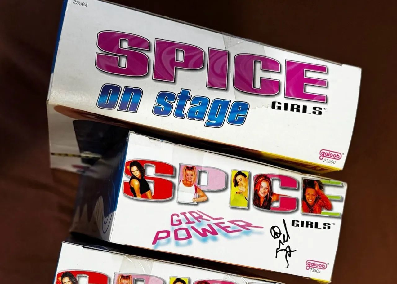 Kit 2 bonecas Spice Girls - Foto 4