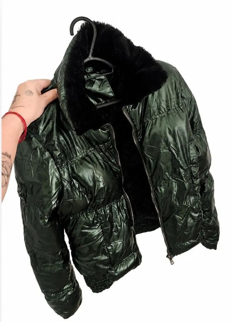 JAQUETA PUFFER METALIZADO SEMI NOVA 