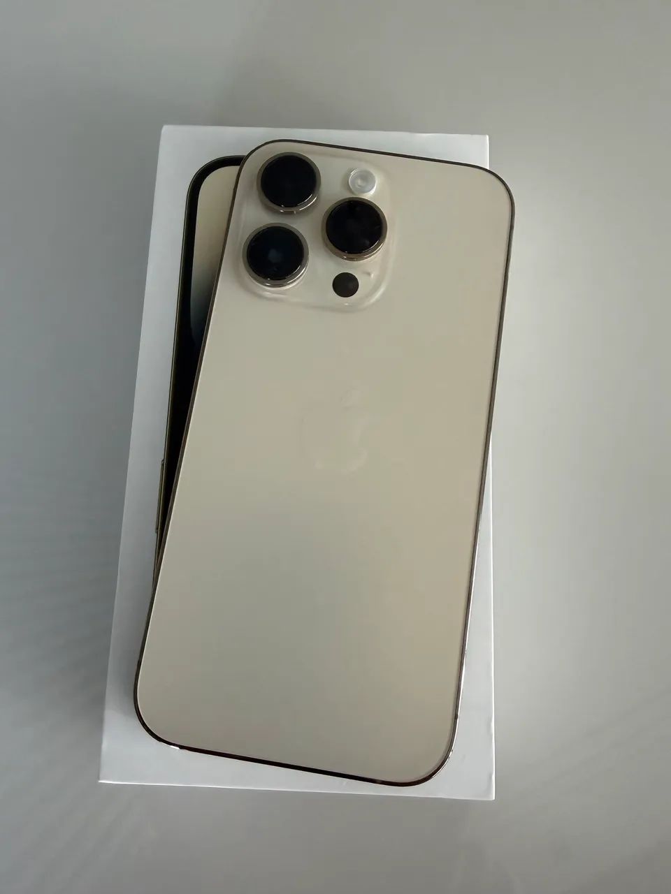 Apple iPhone 14 Pro Max (256 GB) Dourado - Foto 2