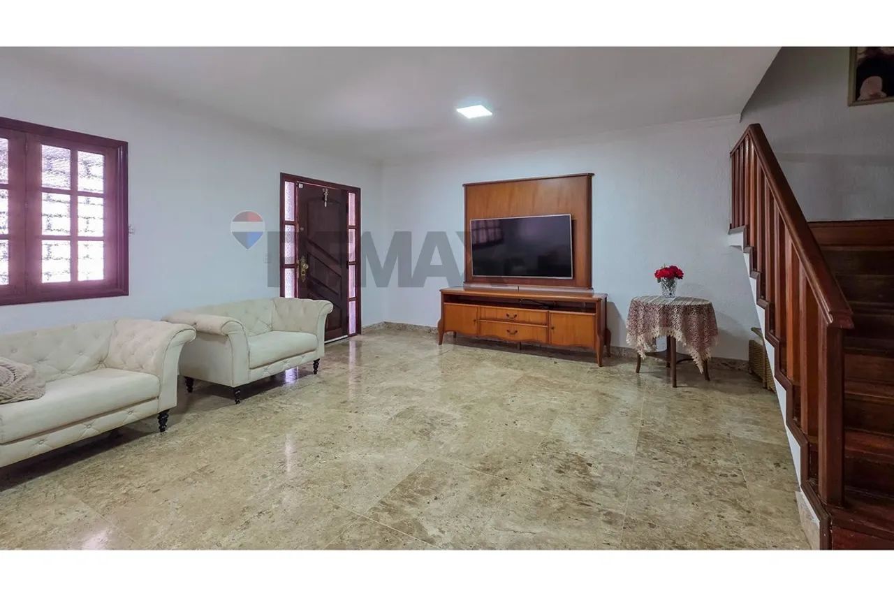 Casa sobrado a venda no Cruzeiro 4 quartos - Foto 2