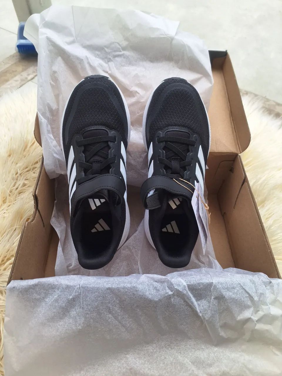 Tênis adidas original n 32 - Calçados Esportivos - Democrata, Juiz