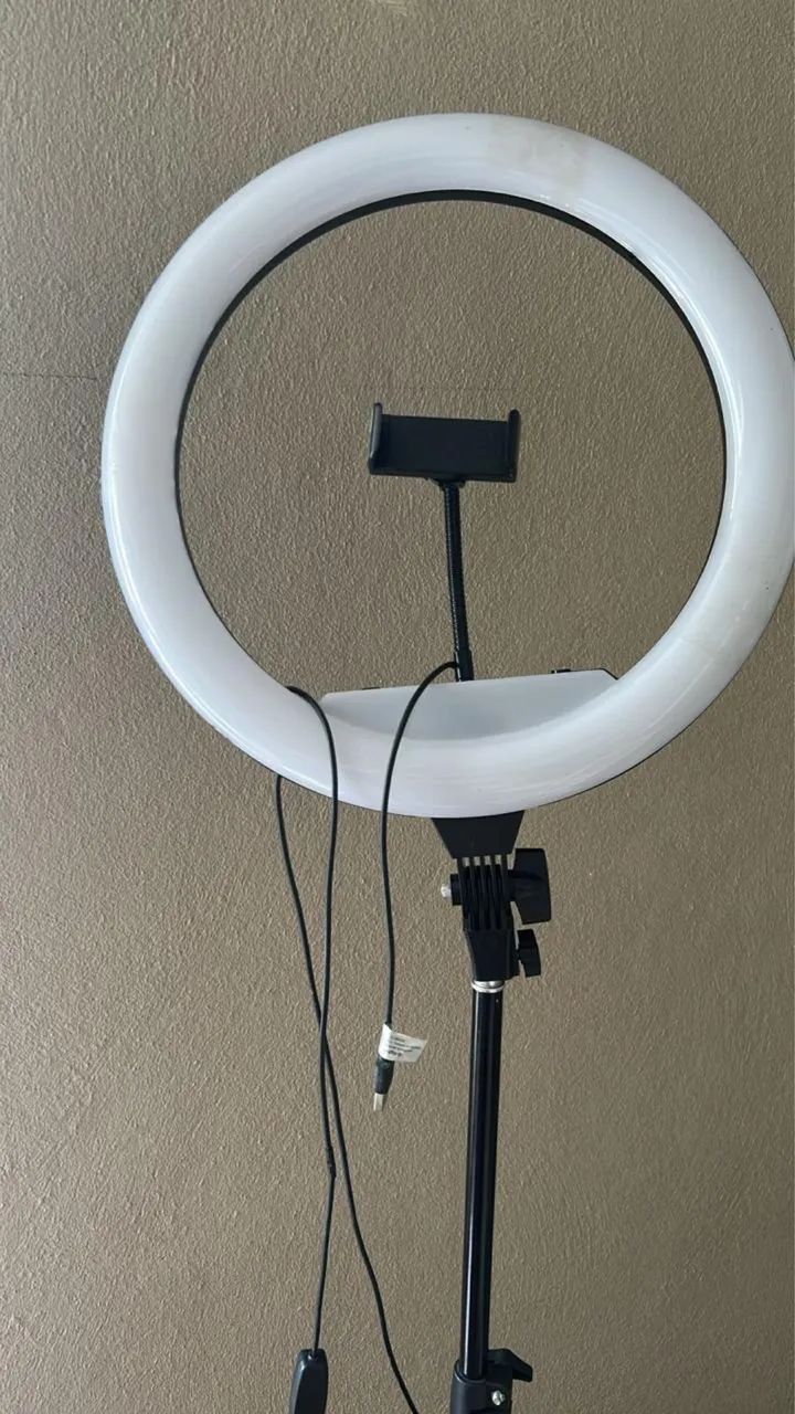 Ring light grande com pé 