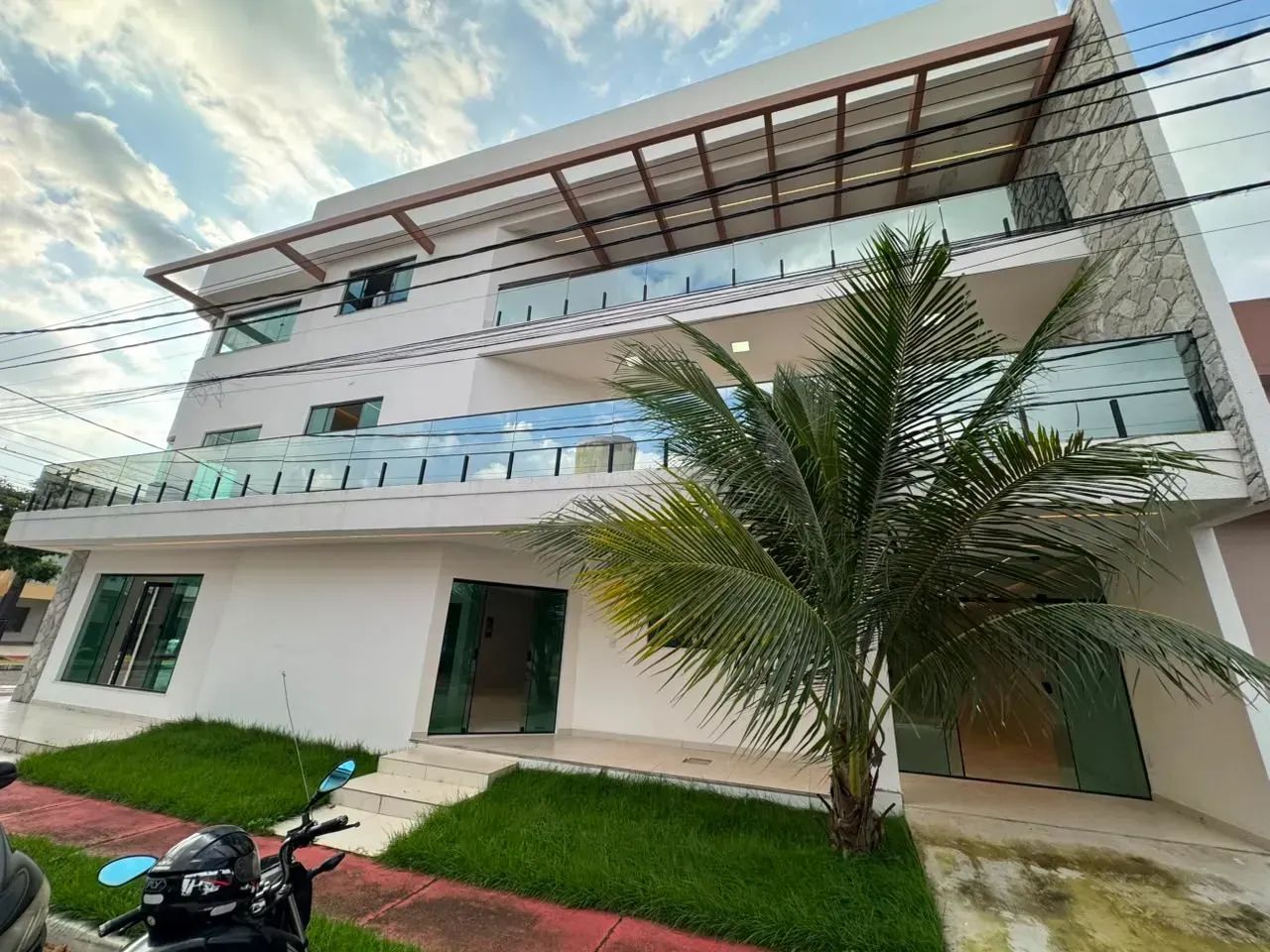 VILLA FIRENZE - RECÉM CONSTRUIDA