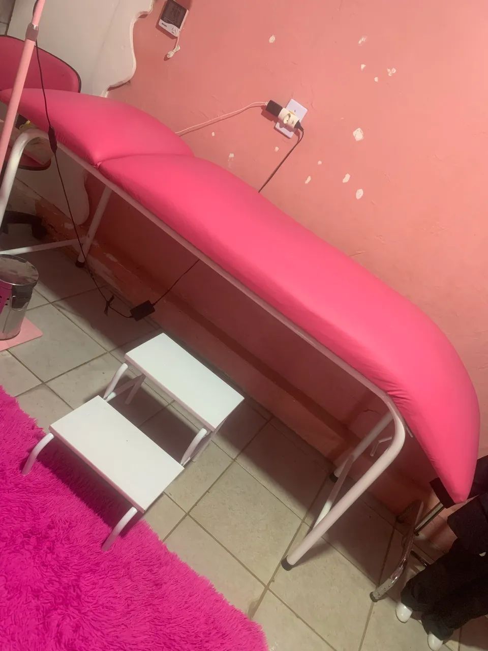 Vende-se essa maca reta de estética  - Foto 3