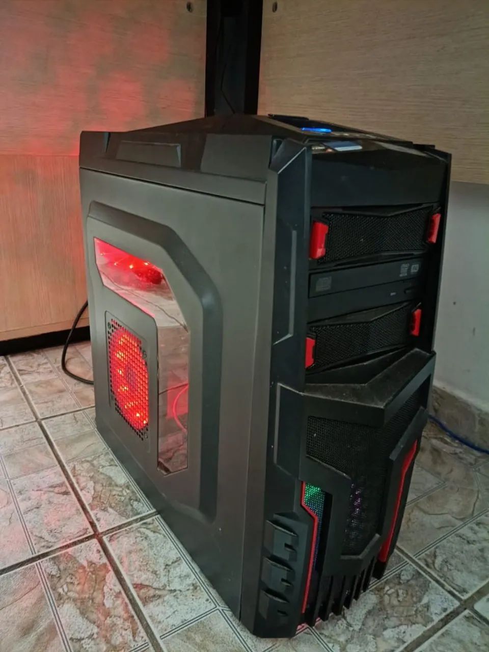 Computador PC Gamer Ryzen 5 2400G | 8GB RAM | SSD | Vega 11