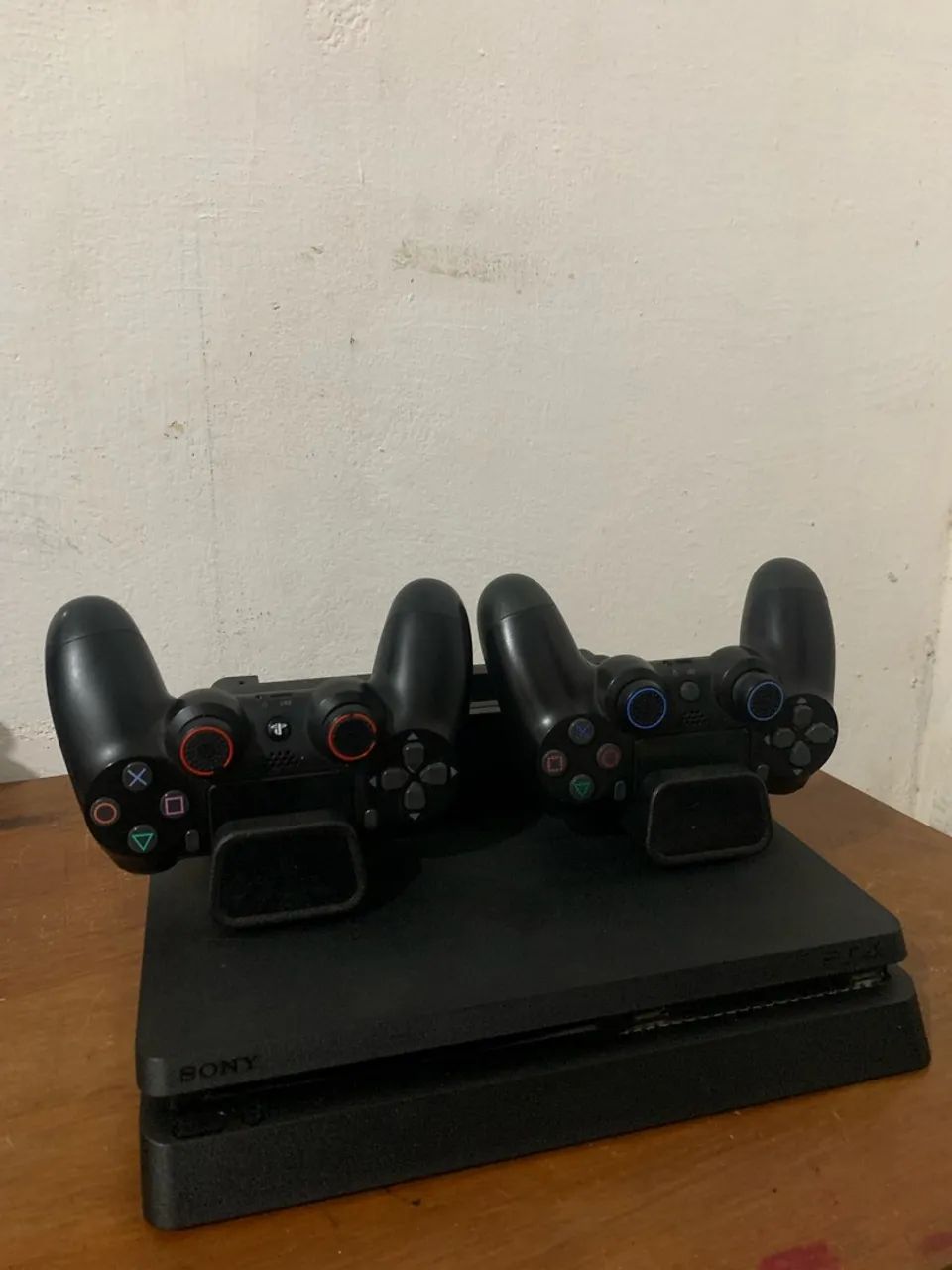 PS4 SLIM 1TB - Foto 2