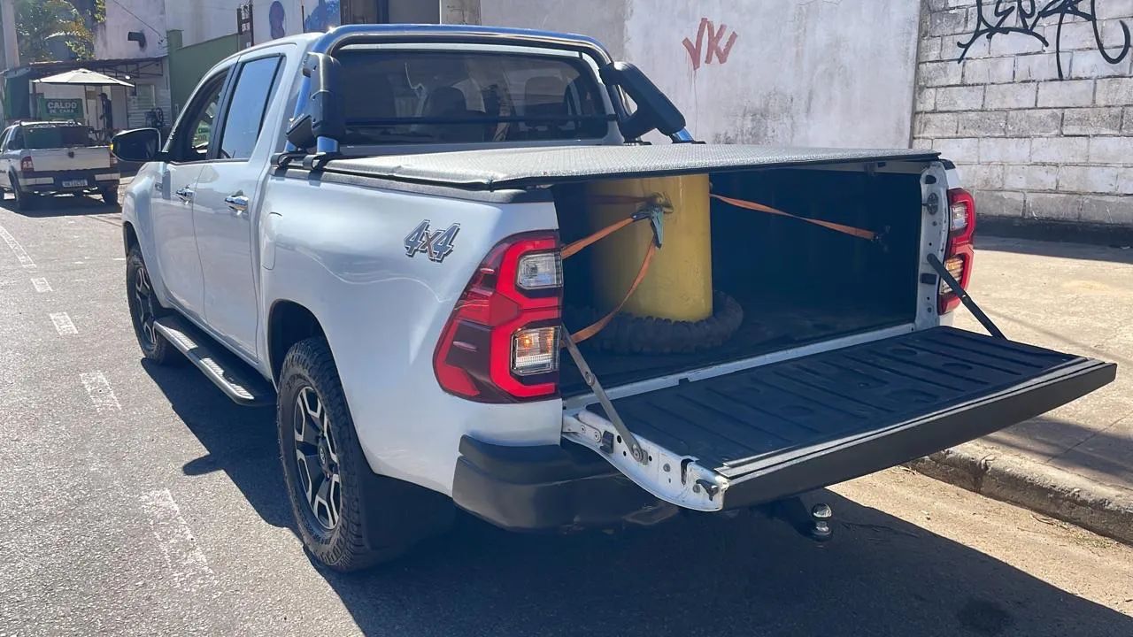 Toyota Hilux CD 4X4 2.8 DIESEL MEC. 2022