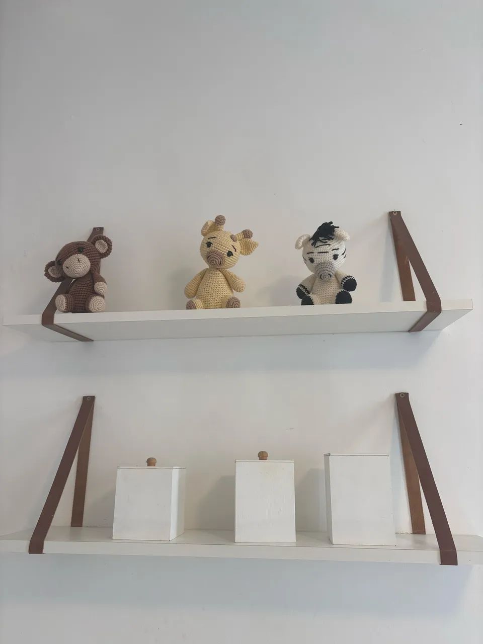Prateleiras com enfeites  - Foto 2