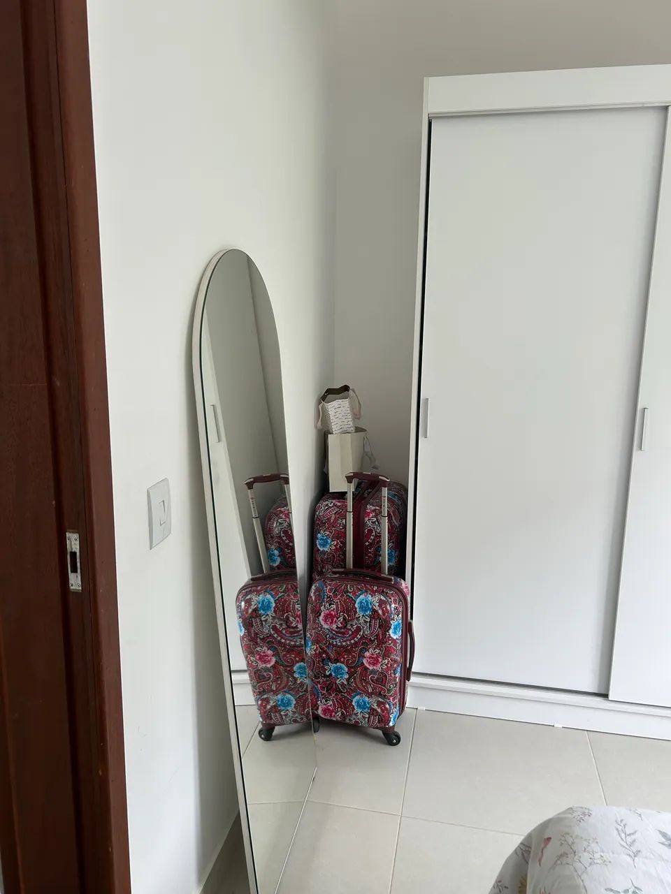 Espelho grande quarto 