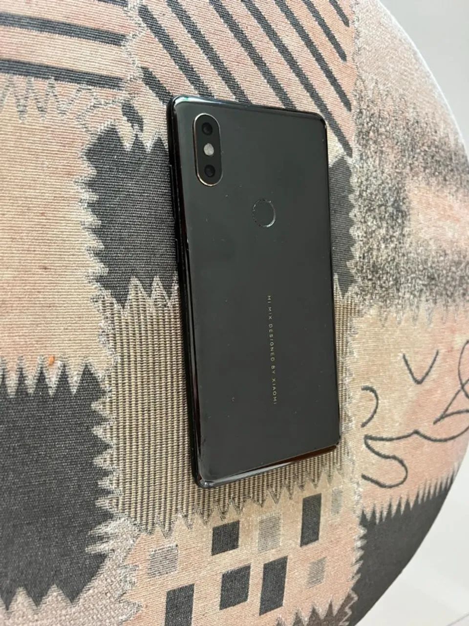 Smartphone xiaomi mi mix 2s. Ler anúncio. - Foto 2
